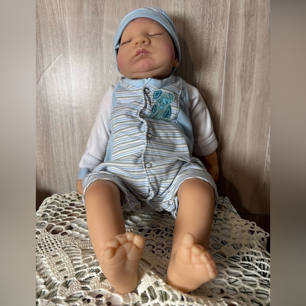 Ashton Drake Welcome Home Collectible Vinyl Doll Lifelike